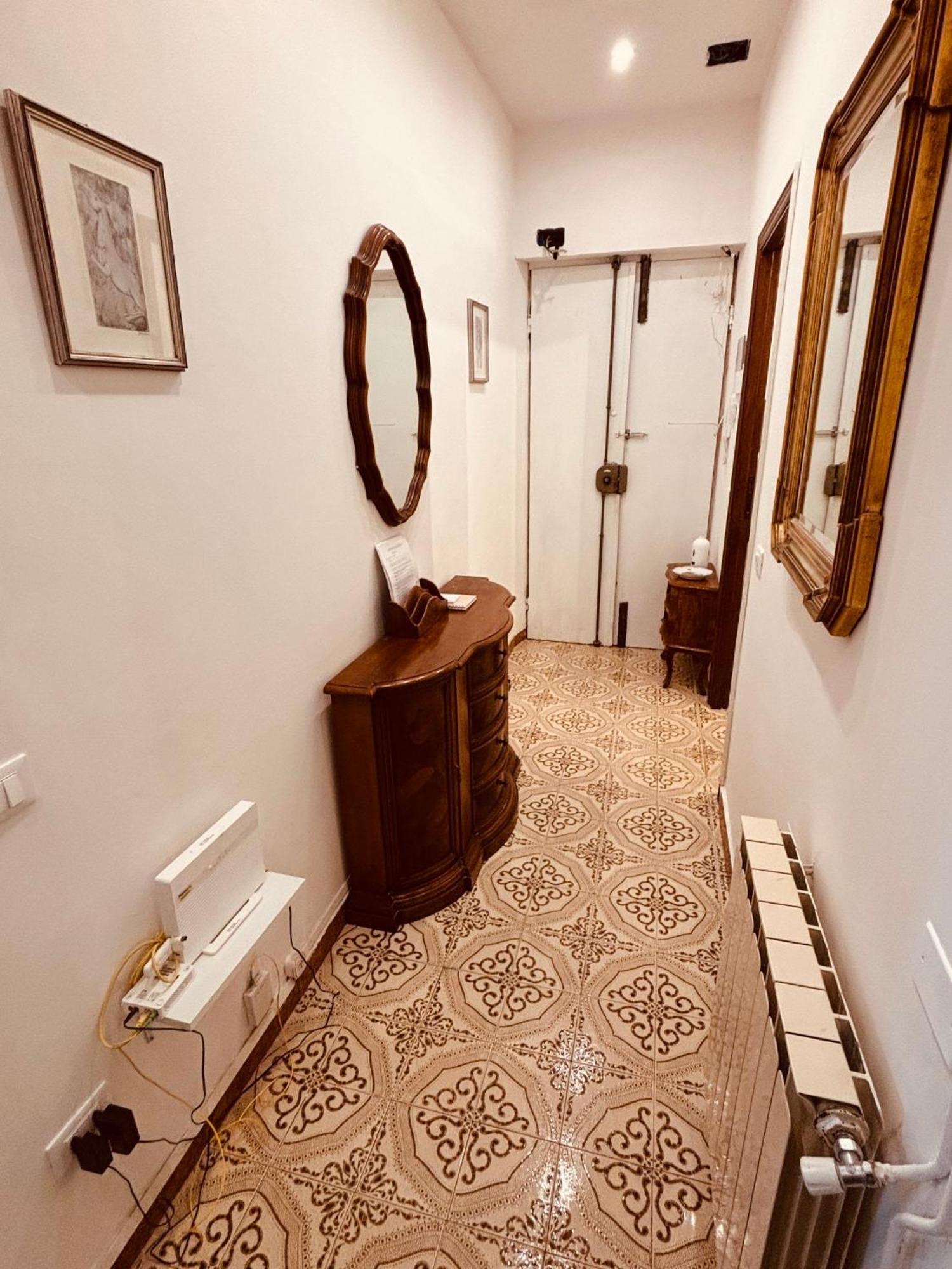 Appartamento Retro-Chic In La Spezia Luaran gambar